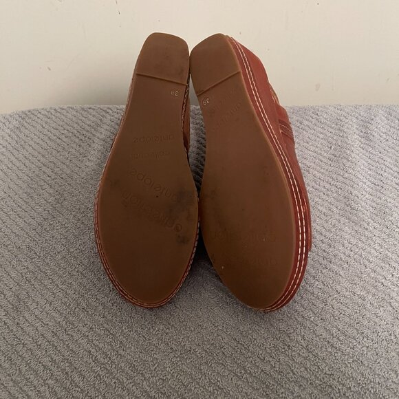 Sandals - Picture 5 of 5